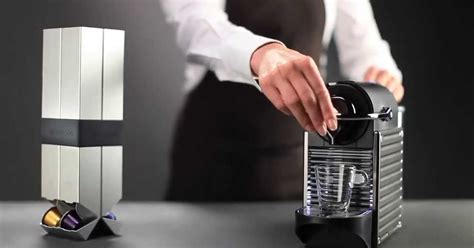 www.nespresso.com/descaling|How to clean your coffee machine